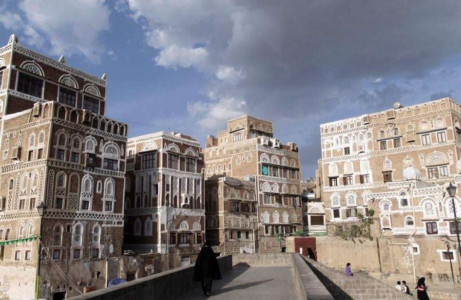 تحويل كلية بصنعاء إلى ثكنة عسكرية يهدد التعليم العالي