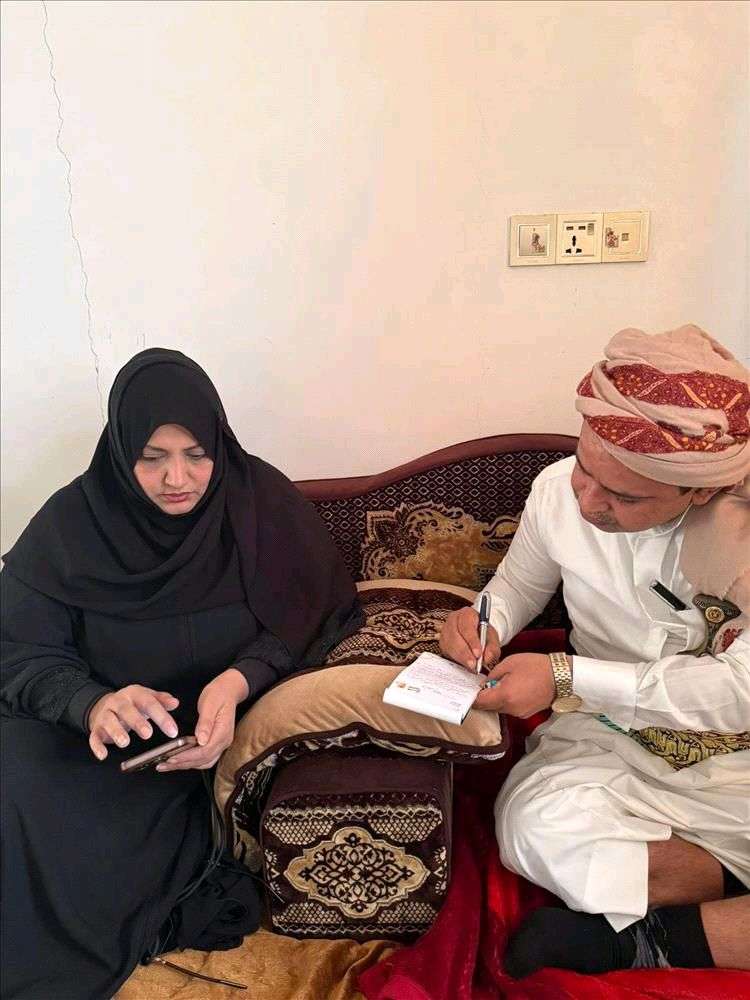 قيادي حوثي يستغل غيبوبة فنانة يمنية والتفاصيل تثير الجدل