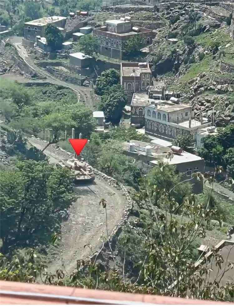 عاجل:ناطق الجيش: قواتنا في تعز ثابتة في مواقعها.. والمعارك تُحسم على الأرض