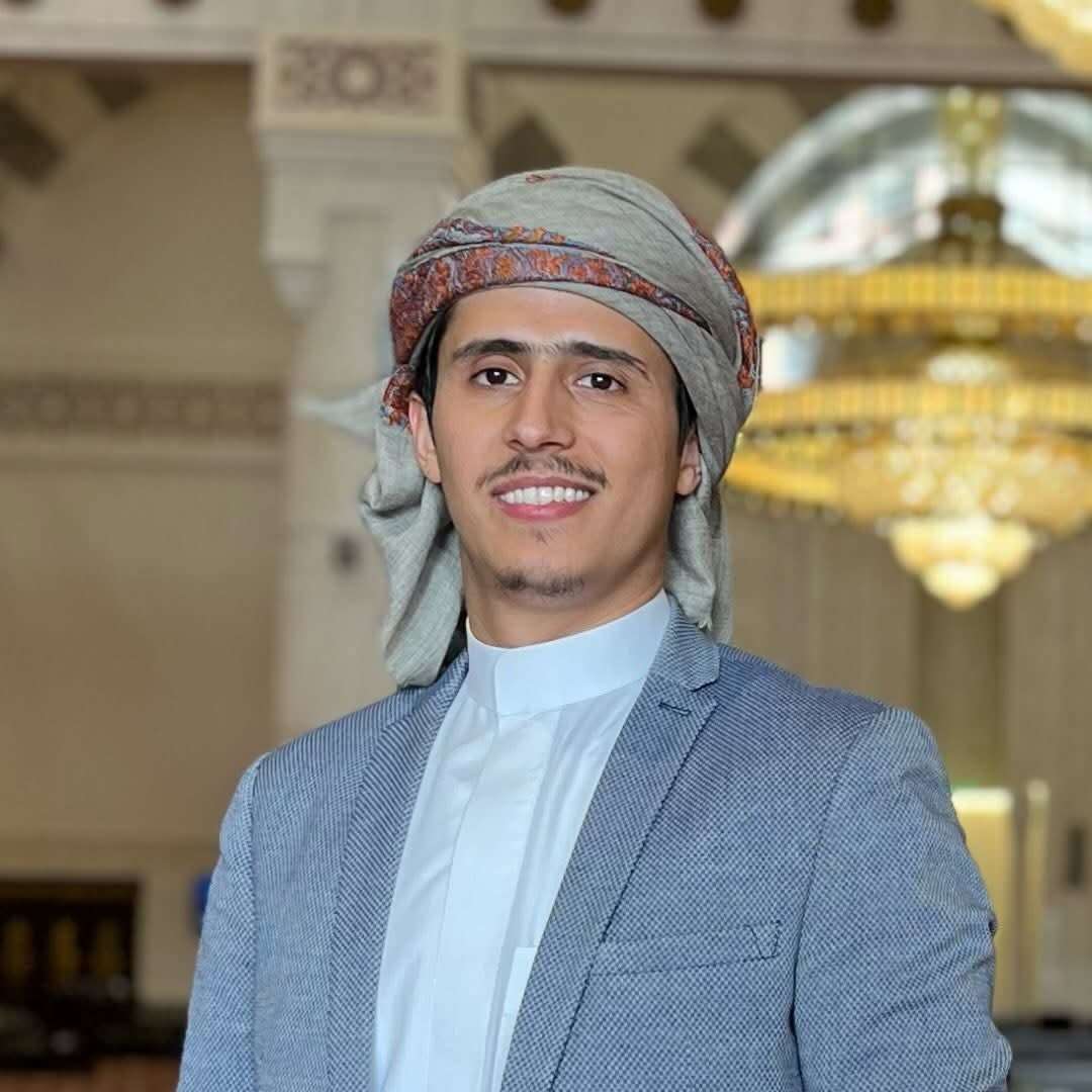 اليوتيوبر الشهير فداء الدين يتحدث عن معارك مدينة تعز