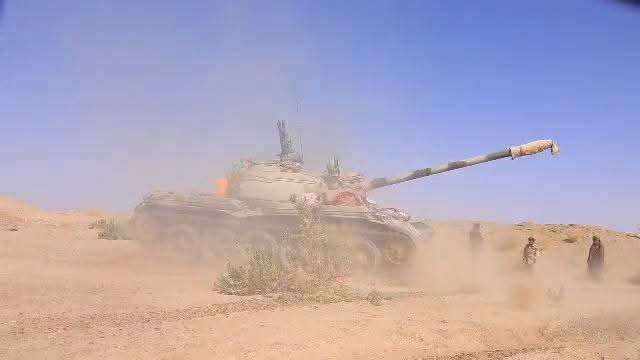 عاجل: الجيش يواصل التقدم جنوب مأرب ويحرر مواقع استراتيجية جديدة