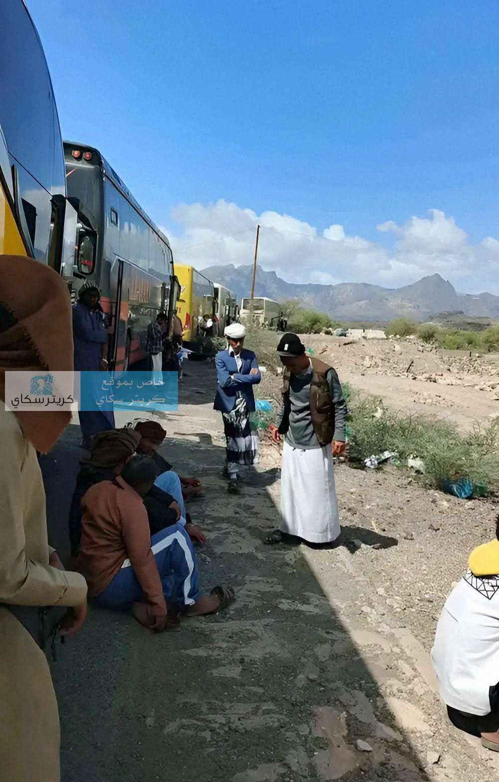 مواطنون يشكون من إغلاق الطرق وإعادتهم إلى صنعاء عبر طريق الضالع