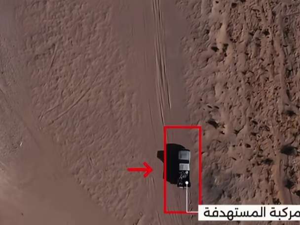ضربة مسيّرة دقيقة تستهدف مركبة حو ثية في جبهة اللبنات بالجوف