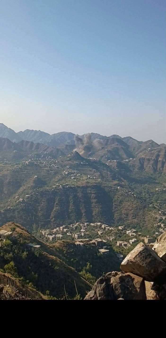 مصدر : قوات الجيش تنسحب من مواقع عسكرية سيطرت عليها بالمساء بتعز لهذا السبب !