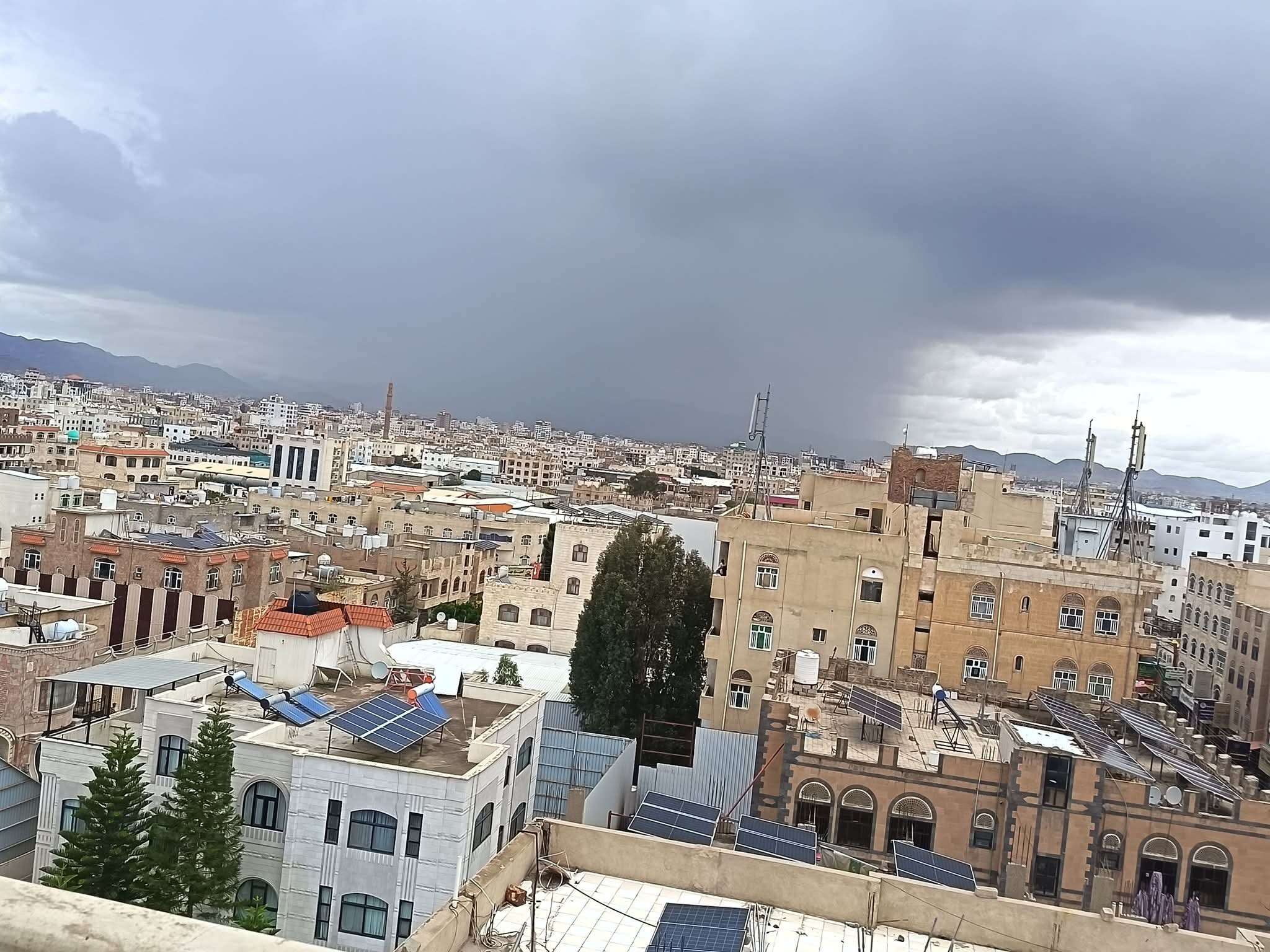 عاجل :أجواء ممطرة في صنعاء