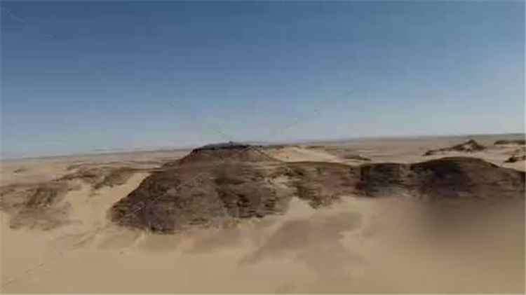 الطيران المسيّر يستهدف منظومات تشويش وكاميرات مراقبة للحوثيين في الجوف