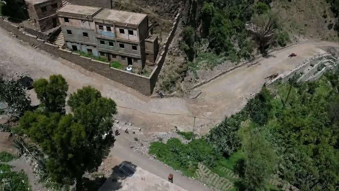 عاجل :الكشف عن تطورات ميدانية في جبهة الاقروض بتعز