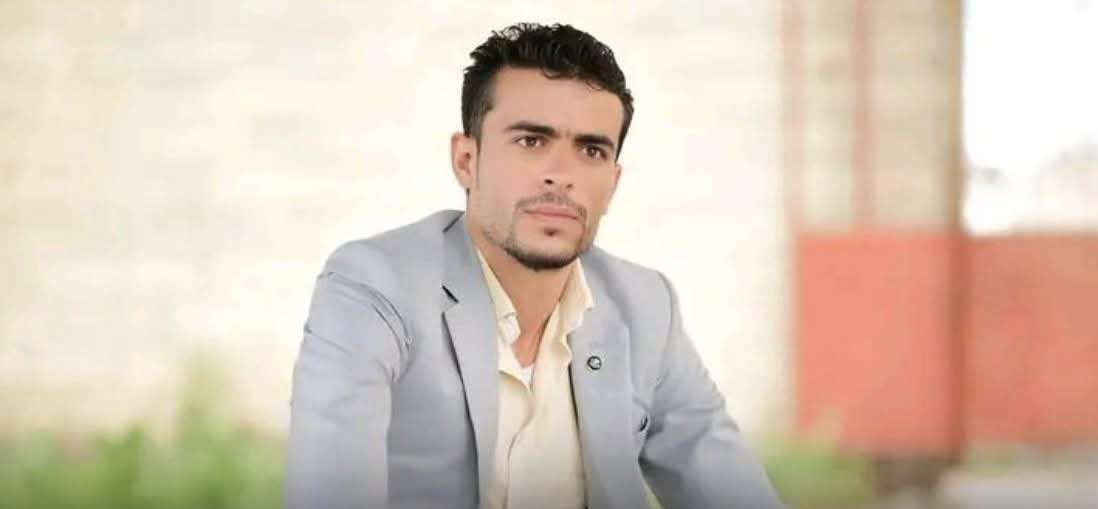 الحو ثي يعتقل صحفي طالب سلطته بصنعاء فحص الخمر المغشوش الذي تسبب بوقوع وفيات