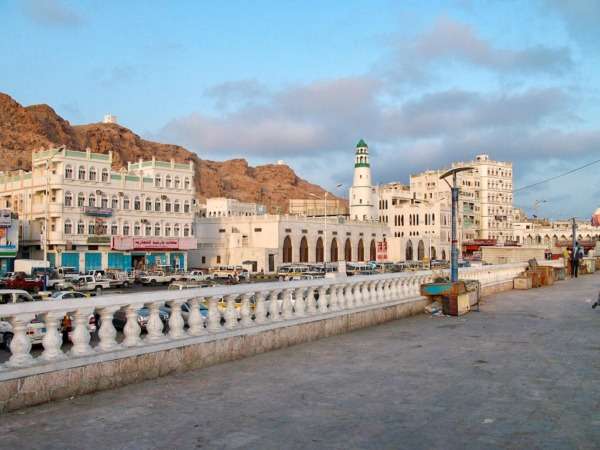 انقطاع كارثي للكهرباء في حضرموت منذ ١٢ ساعة