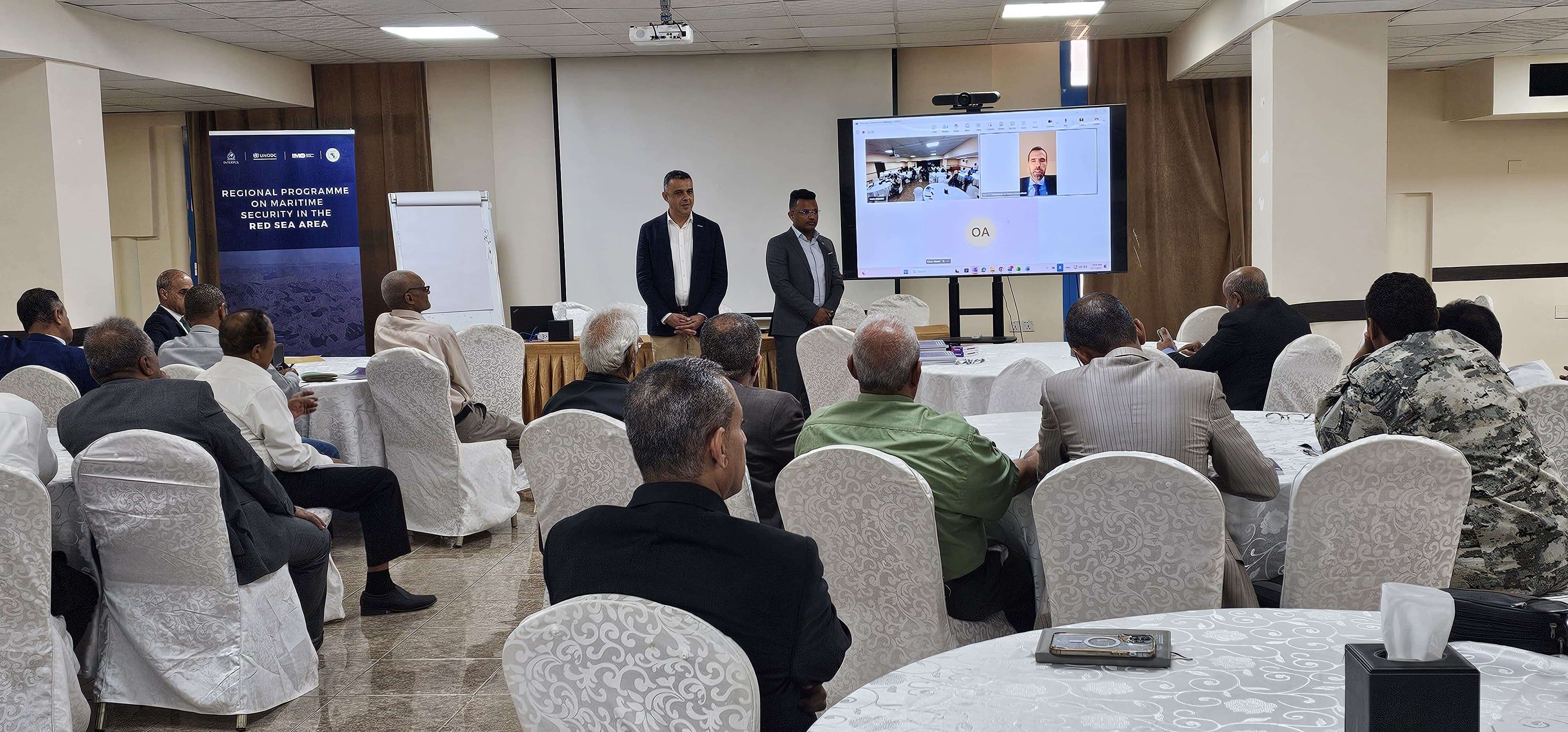 اختتام اللقاء الثاني لتعزيز التنسيق الوطني في مجال الأمن البحري اليمني بعدن