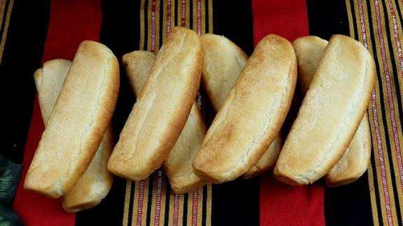 ملاّك المخابز الآلية والشعبية بعدن يرفضون البيع ب٥٠ ريال