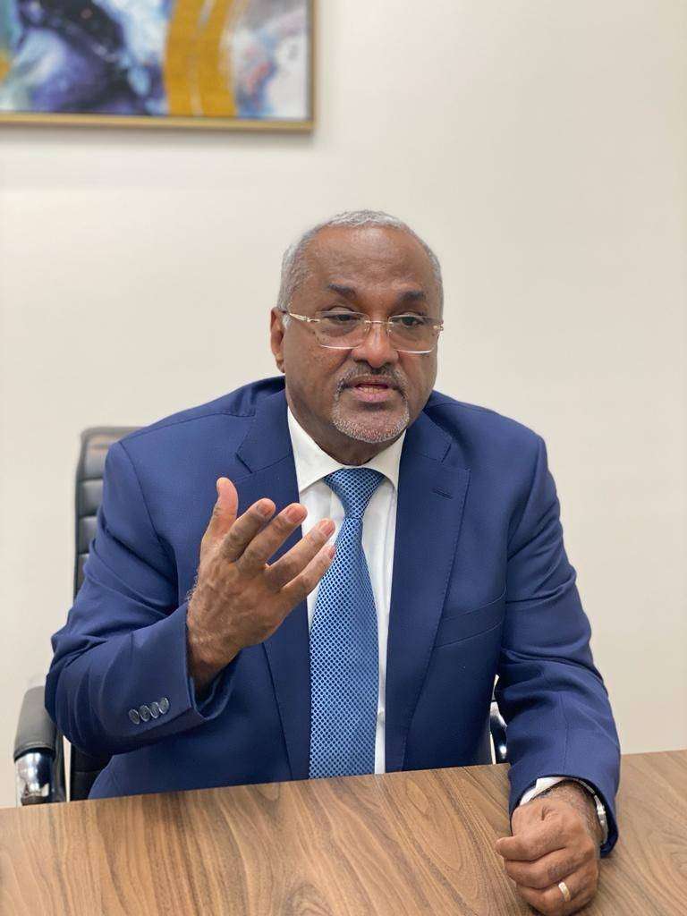 مستشار رئاسي يكشف سبب تمدد الانتقالي الى الشرق